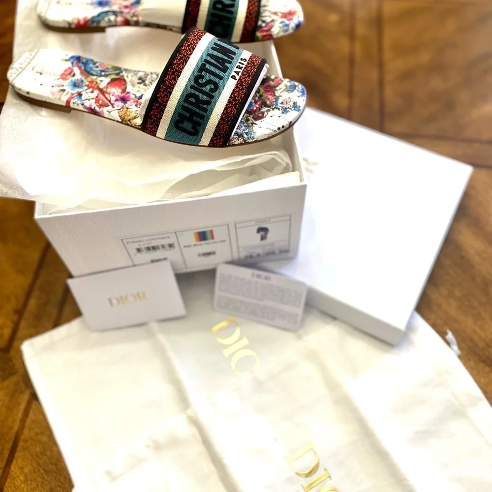 Authentic DIOR Sandals - Picture 3 of 8
